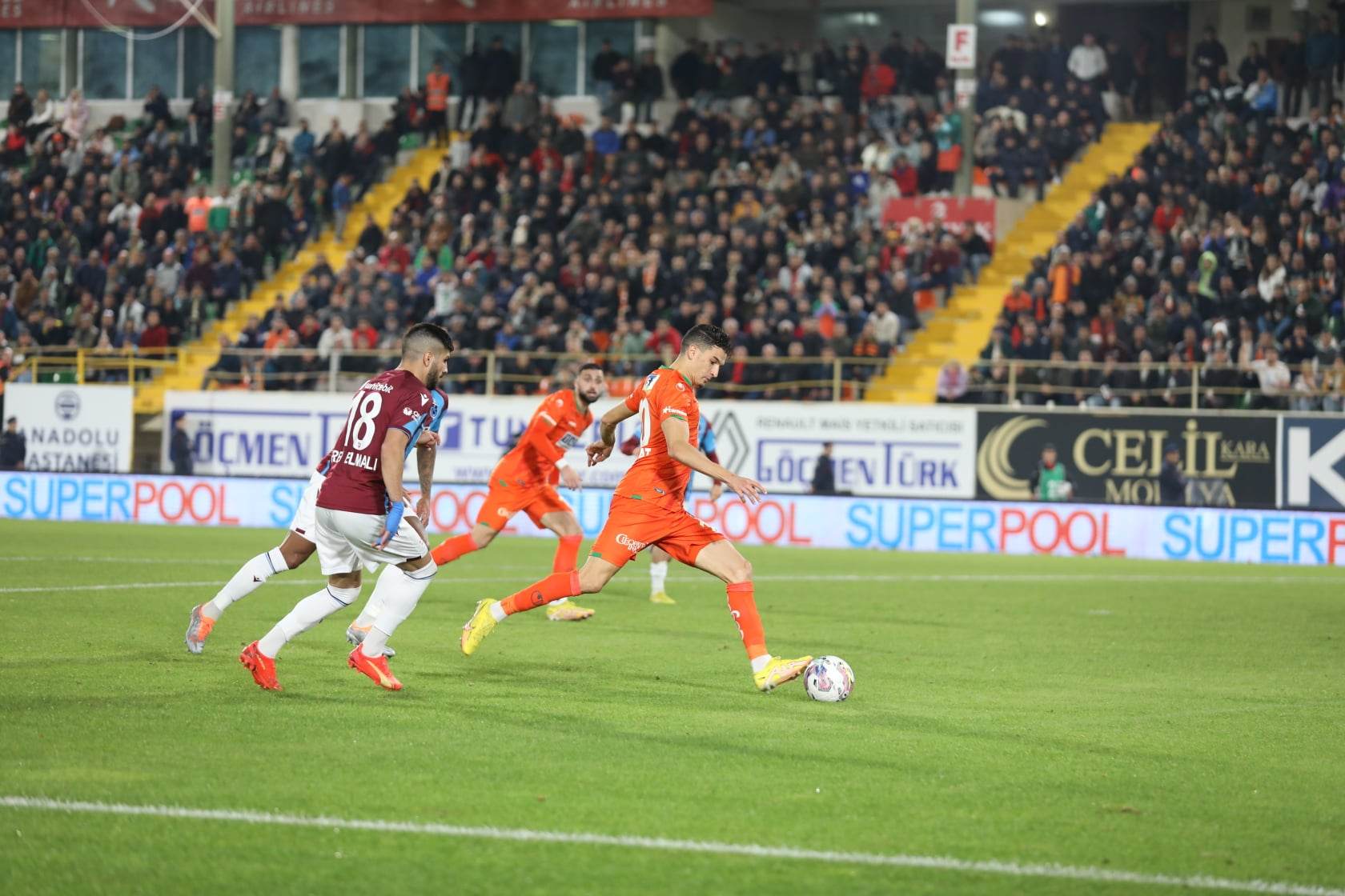 Alanyaspor ve Trabzon 4jpg d2102