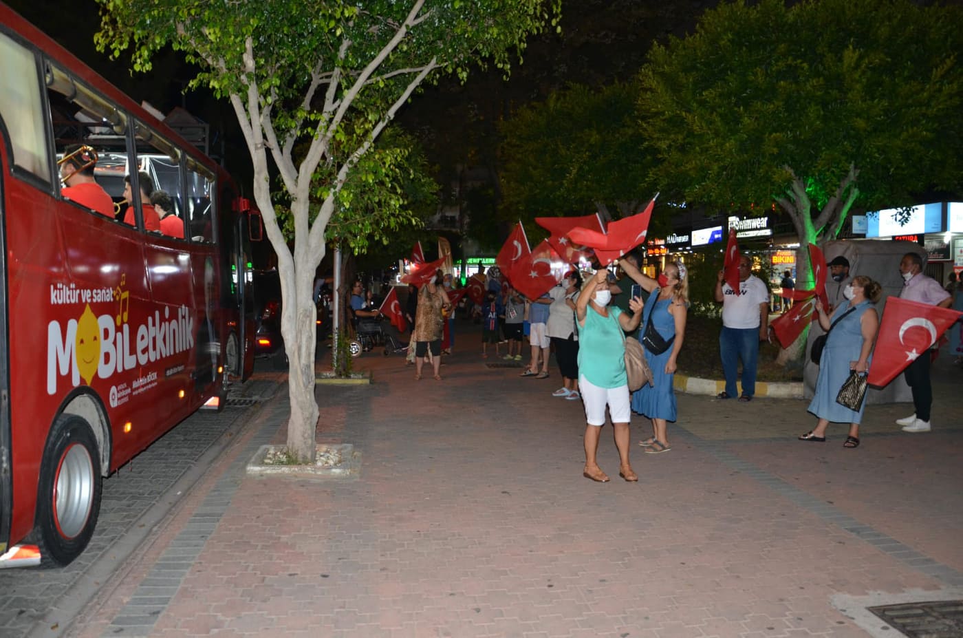 BANDO 2 118458870 1706968872847749 6936669964932965943 n 76f96