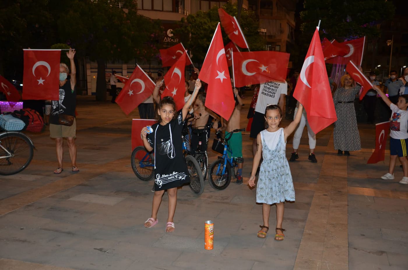 BANDO 4 118394426 4402417923134056 7174841338174693476 n 8a373