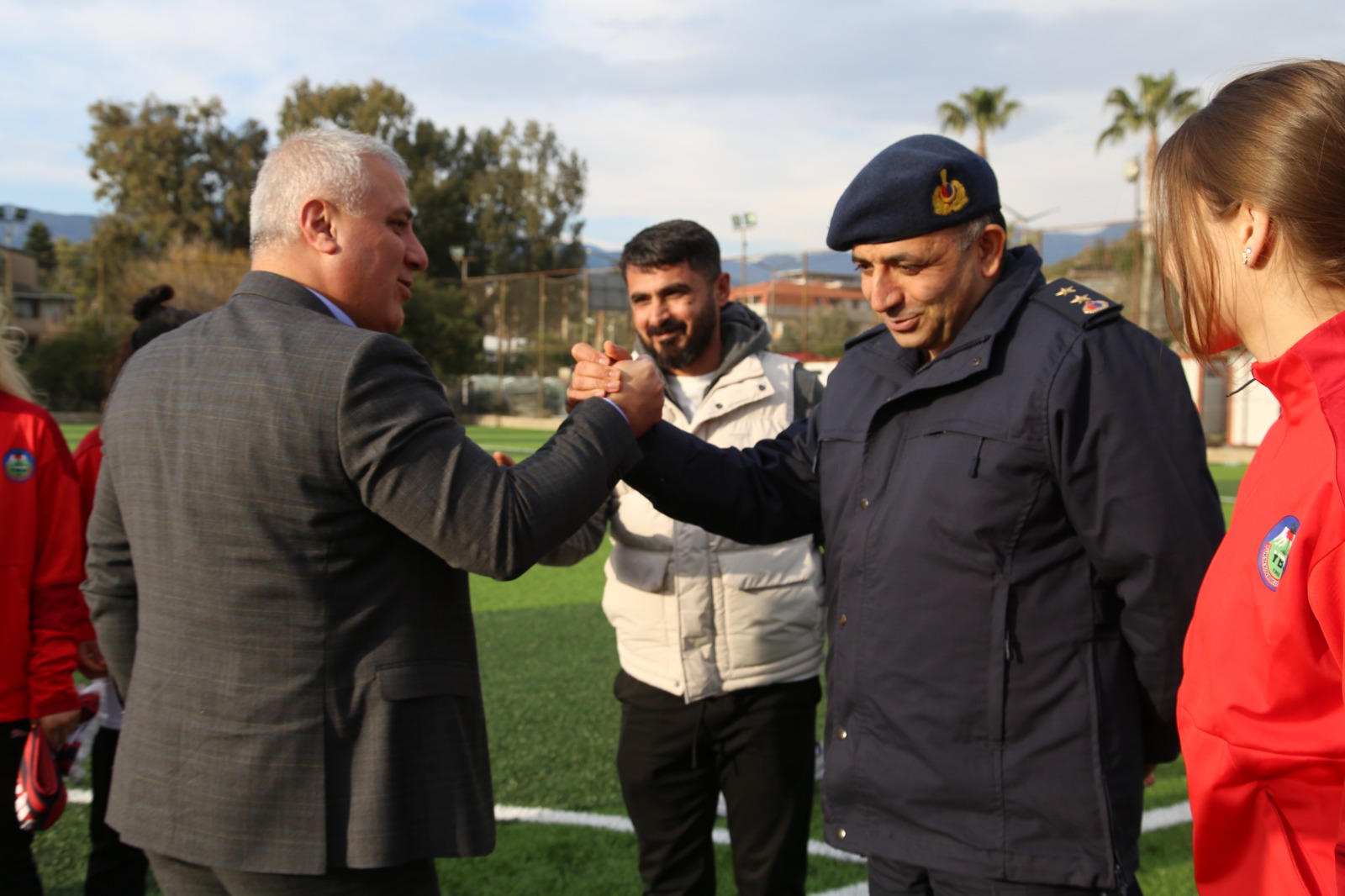 BAYAN FUTBOL TAKIMI SON 74900