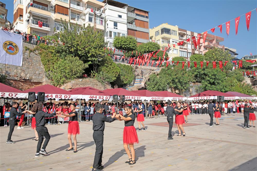 BAYRAM COŞKUSU 5jpg f6a80