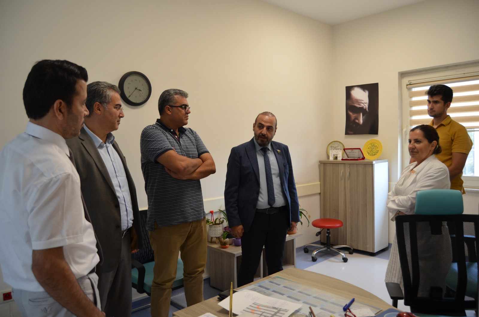 BAŞHEKİMVE DOKTORLAR 1 a8f98