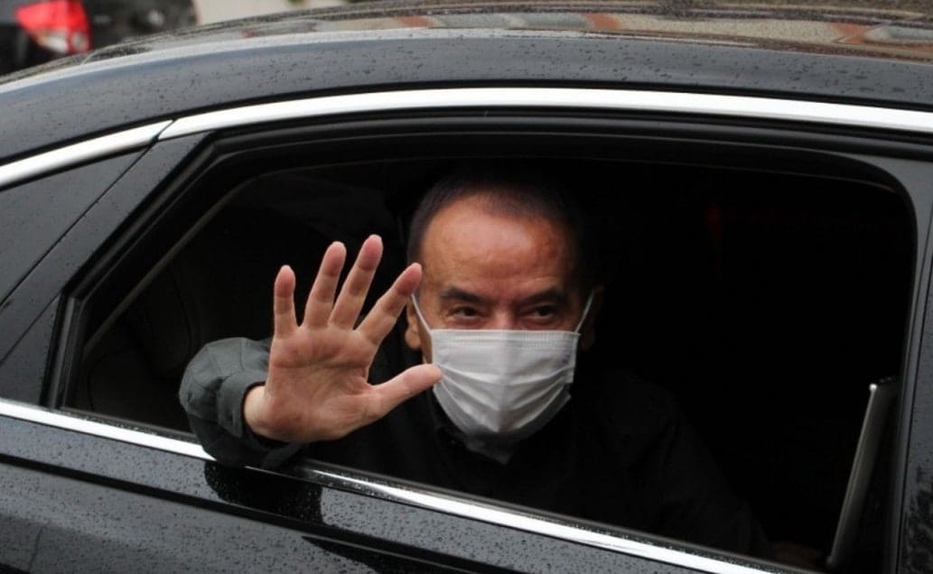 BAŞKAN BÖCEK GÖREVE GELİRKEN 1 9ead6