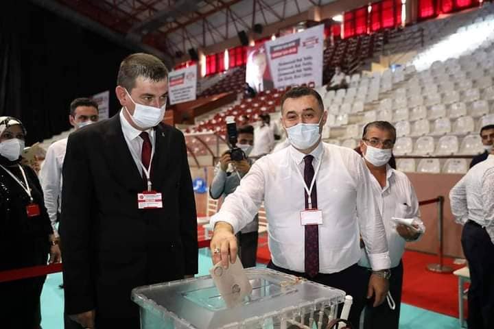 BAŞKAN OY VERİKEN120316334 2701024376803209 6548458291331499704 n 7bfe7