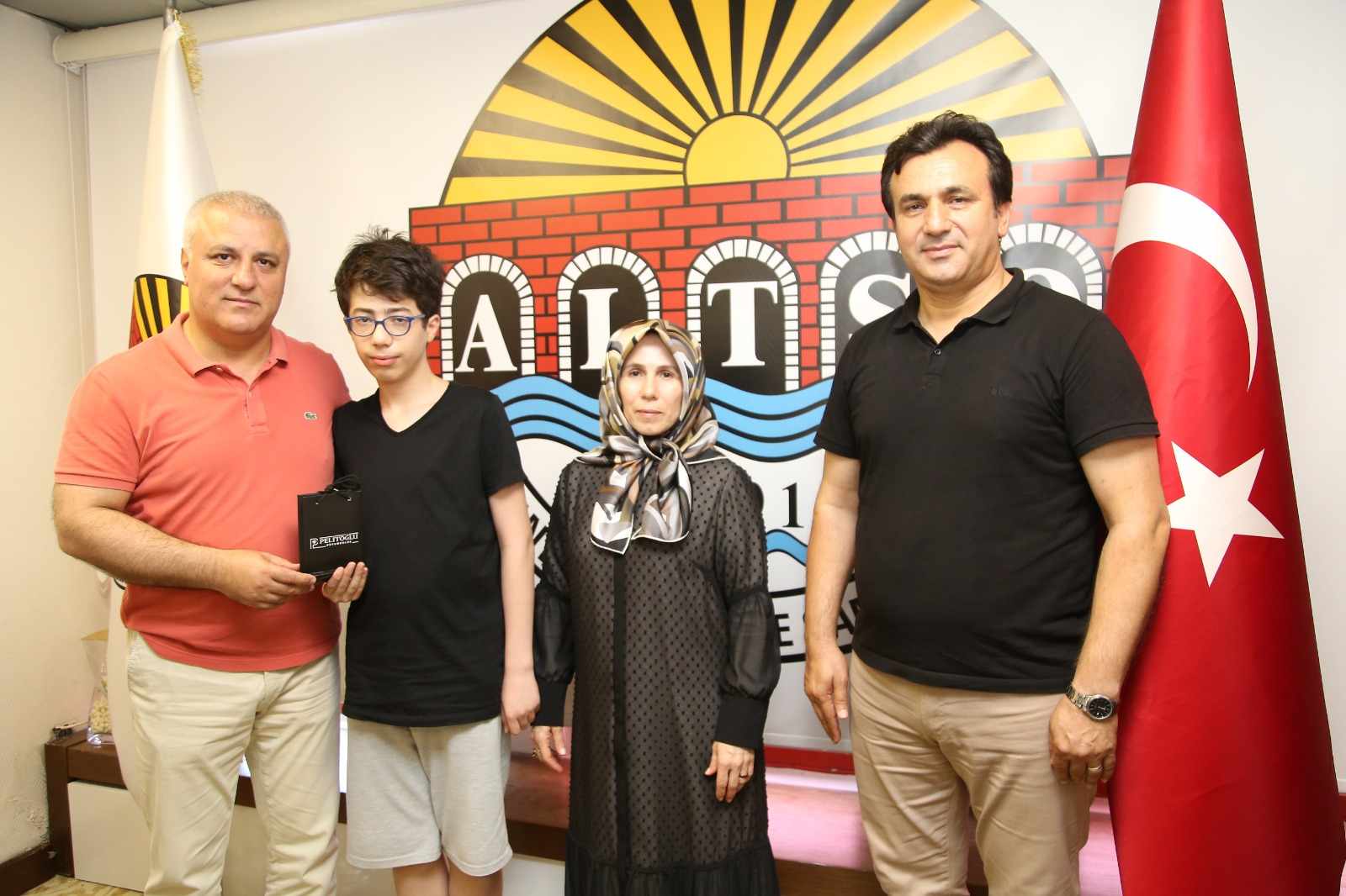 BAŞKAN VE ŞAMPİYONLAR 4 666d9