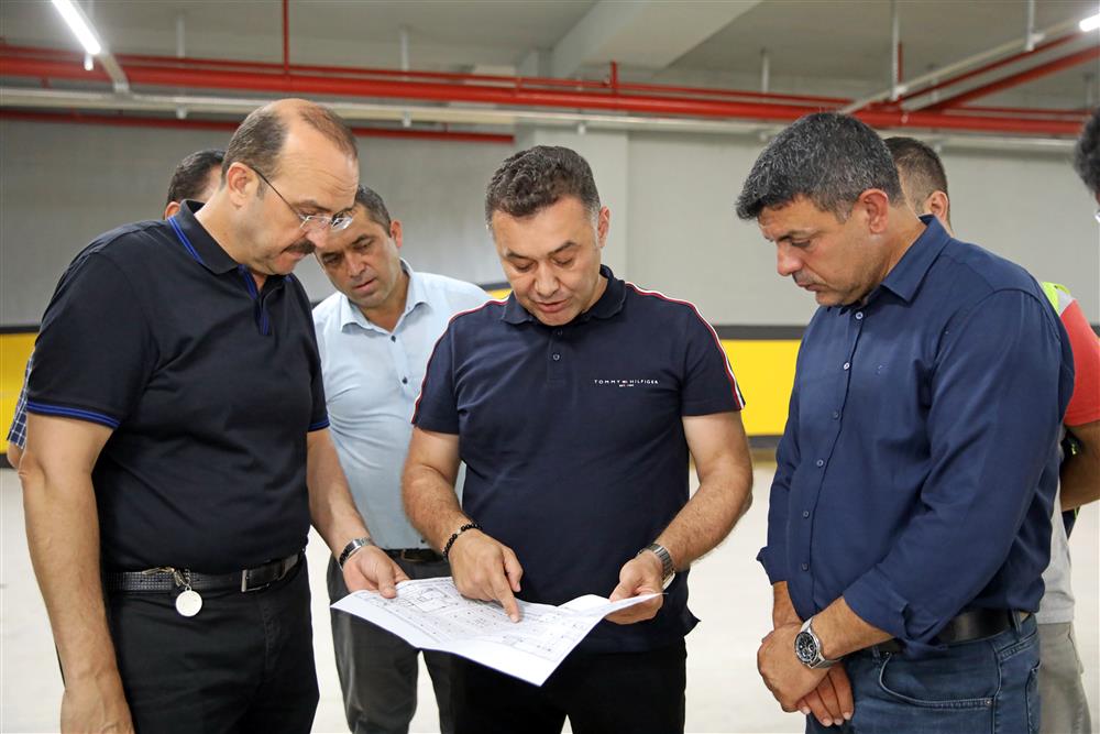 BAŞKAN YÜCEL CUMA PAZARINI AÇIYOR 2 effde