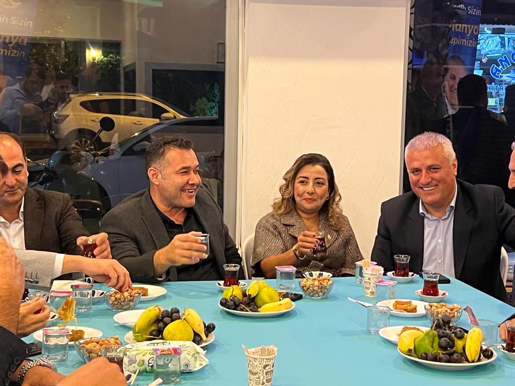 BAŞKAN YÜCEL VE ERDEM 5jpg 9c260