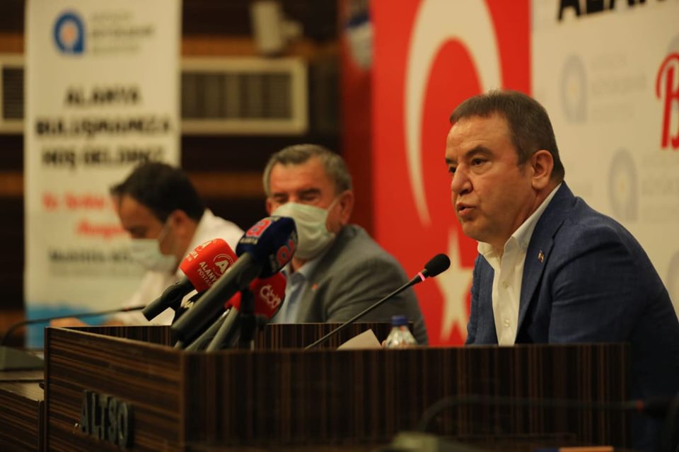 BÖCEK HAL ESNAFINI DİNLEDİ 1 117339175 3025139684379241 3902642391378438004 n cc851