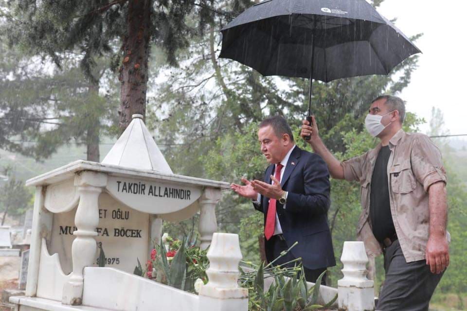 BÖCEK MEZARDA 1 100093125 302179637464846 4119403743202508800 n 2688d