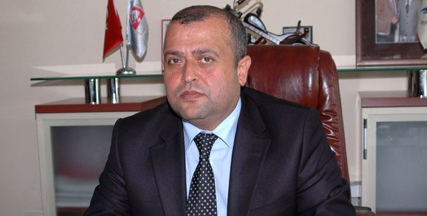 BİZİM VELİTTİNyenialp yeniden baskan secildi 737f7