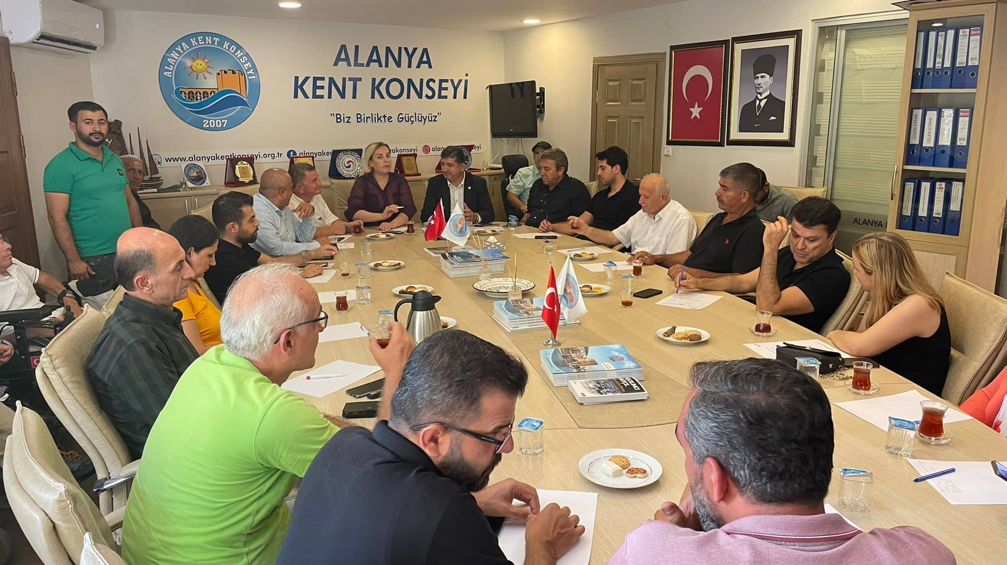 CAVIT ARI KENT KONSEYİNDE 3a201