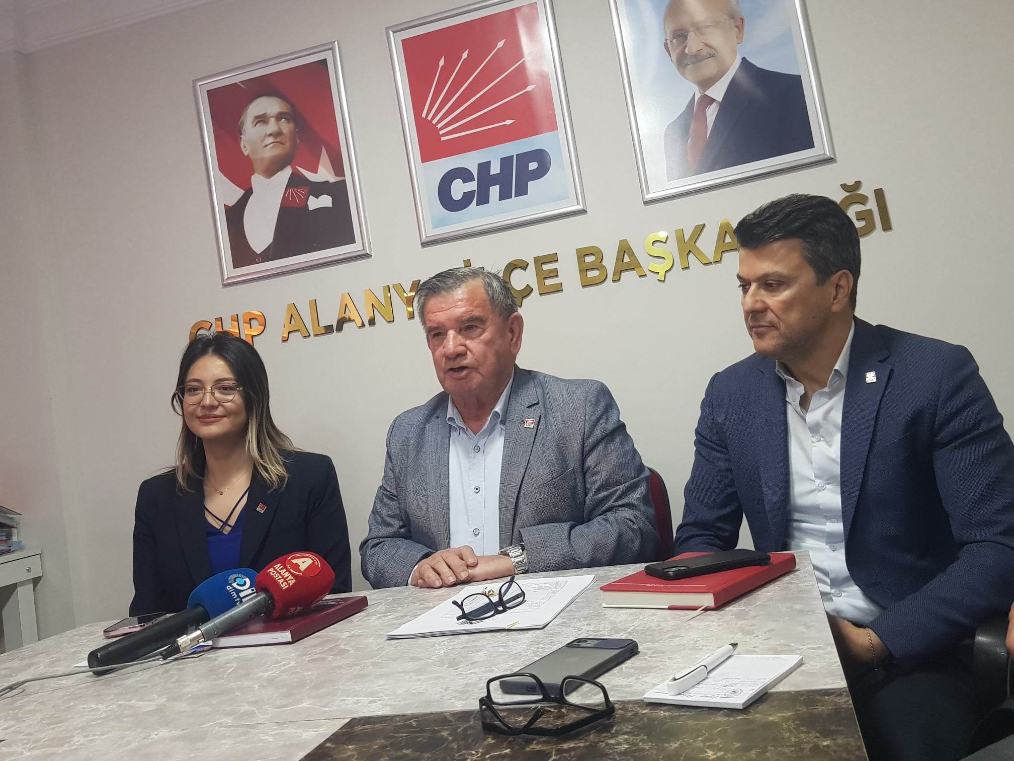 CHPLİ GENÇ VEKİL 4 3079b