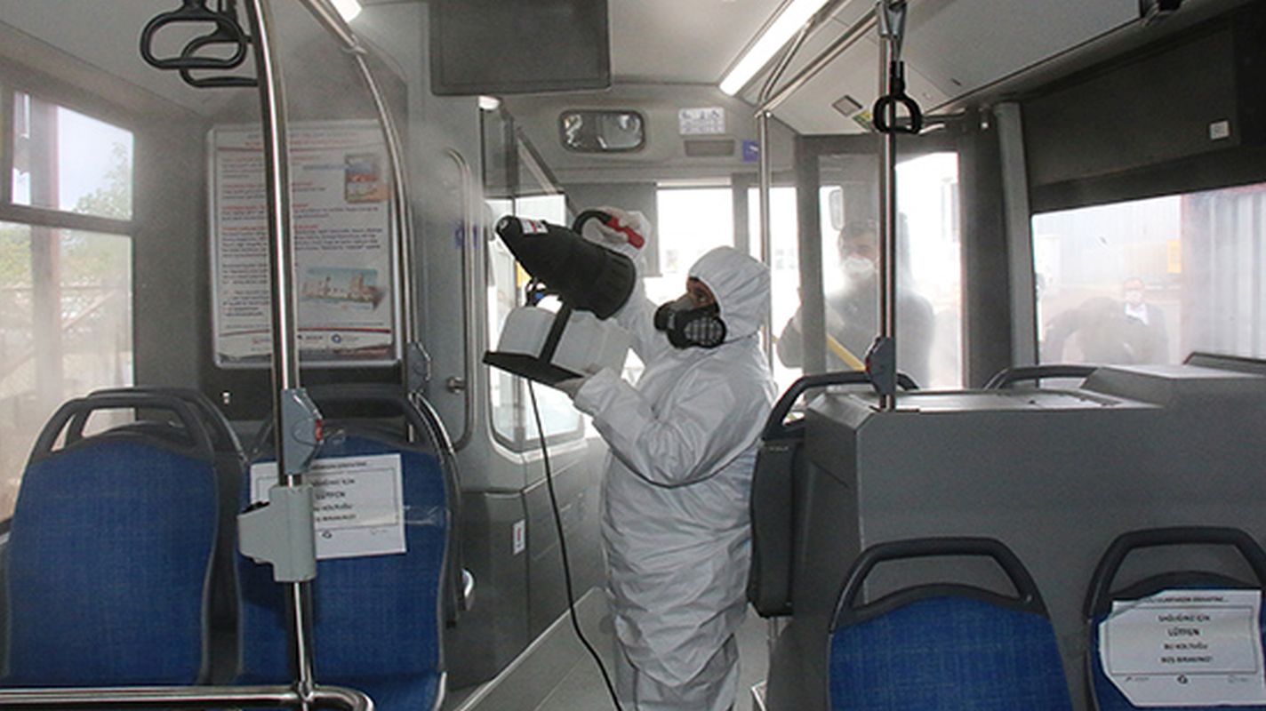 D Z 3 antalyada toplu ulasim araclarinda dezenfekte suruyor 5a4b6