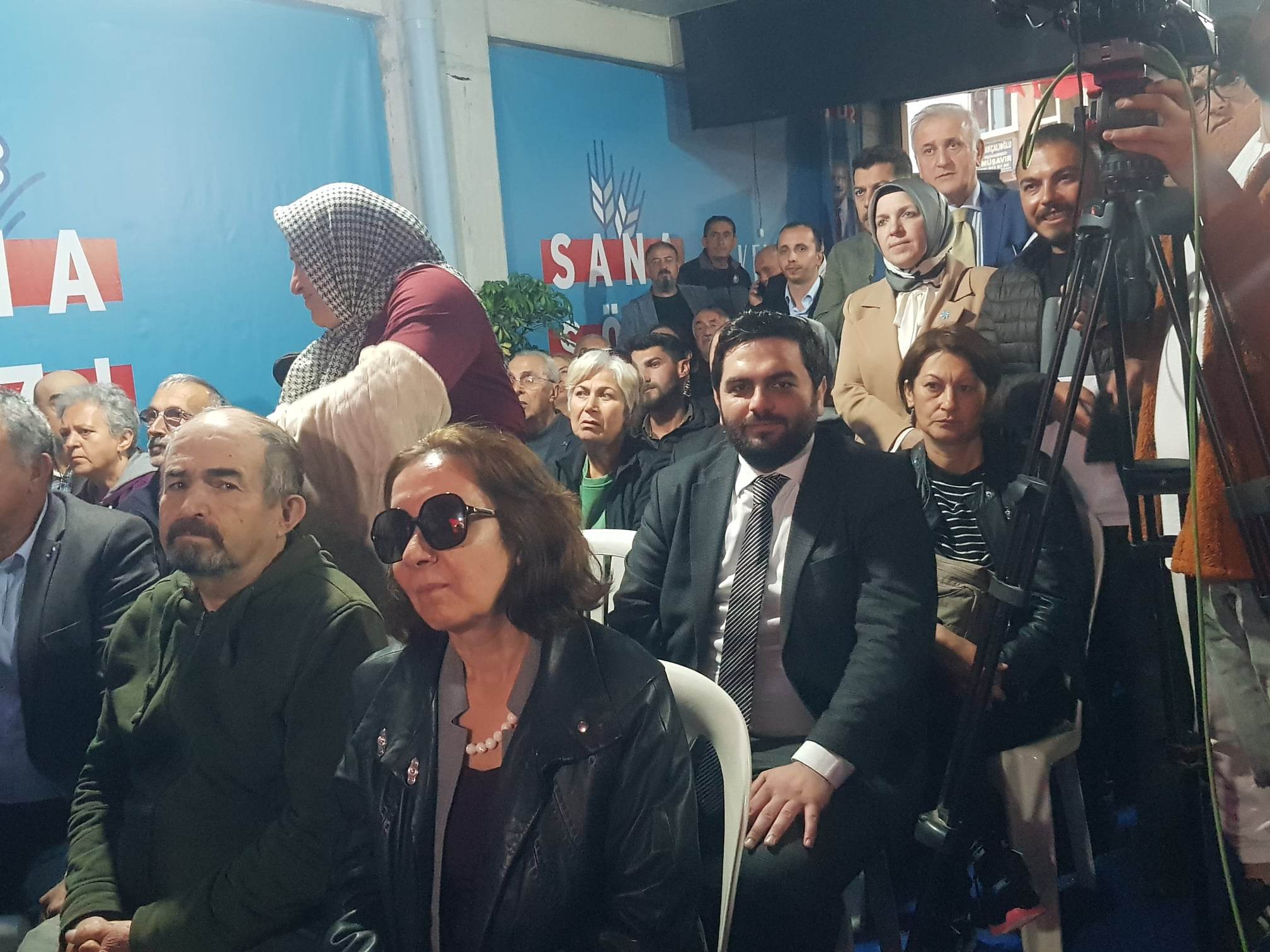 Davutoğlu Alanya da 4 afb7f