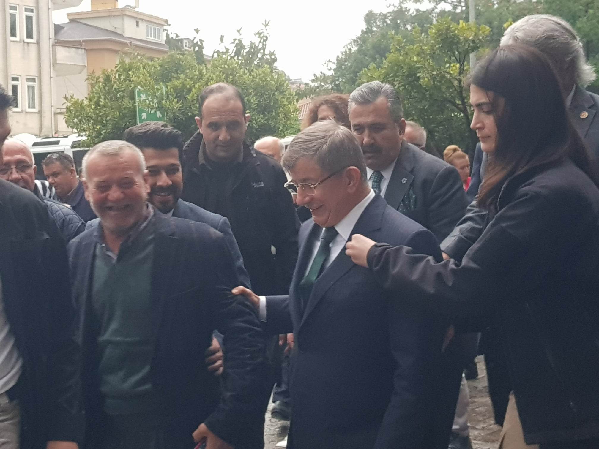 Davutoğlu Alanya da 7vatandaşlarla f91e9