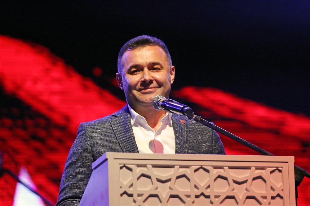 Demet AKALIN konseri 10 yücel a3c32