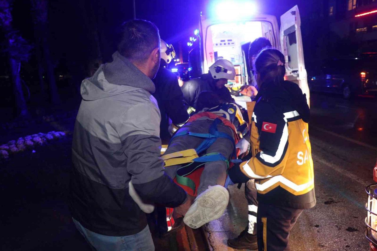 DİREĞE ÇARPTI 4 8c2a9