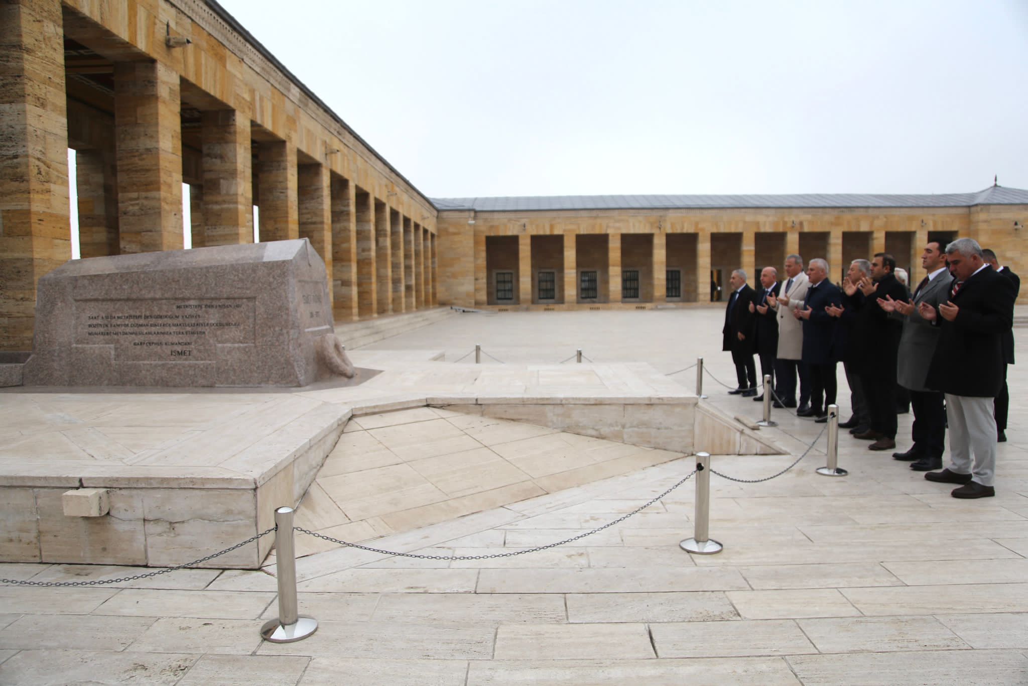 ERAY ERDEM ANITKABİRDE 6.İSMET PAŞANIN KABRİNDE 539cb