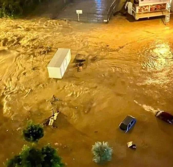 FİNİKEDE SEL FACİASI 6 b2fe2