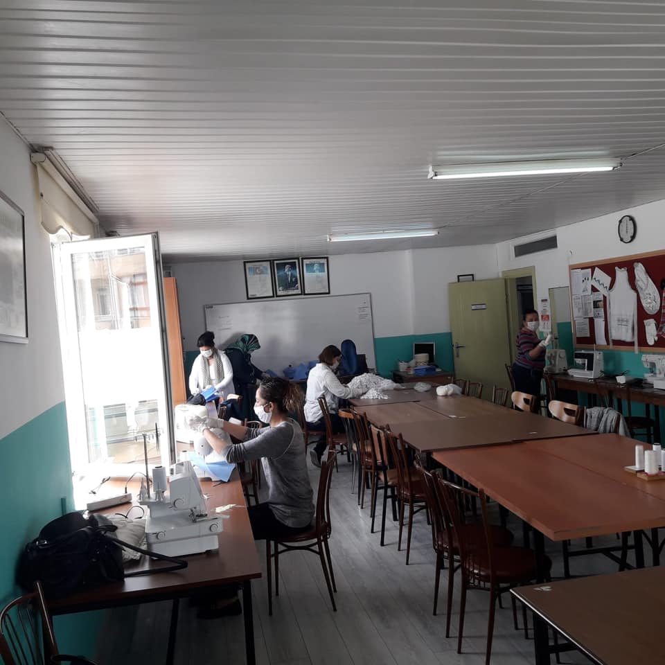 HOCALAR MASKE YAPIYOR 2 92243126 10220493272375397 1032308089811894272 n 01583