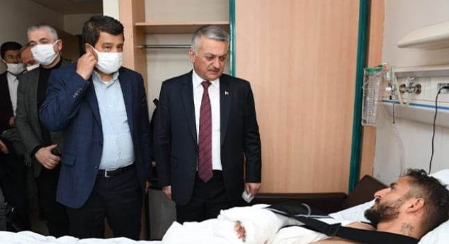 KAYMAKAMDAN ZİYARET VALİ 78c36