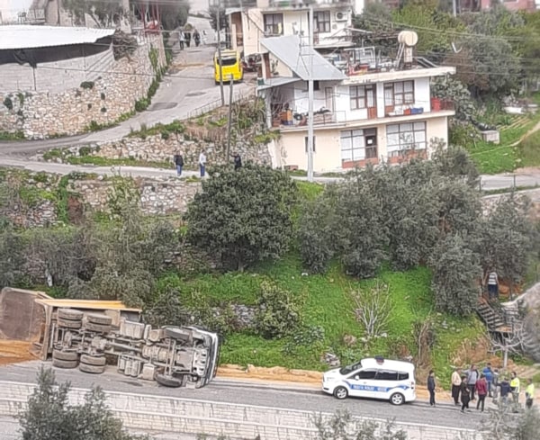 KAZA 2 89548464 515033442545857 625195608772182016 n 179c3