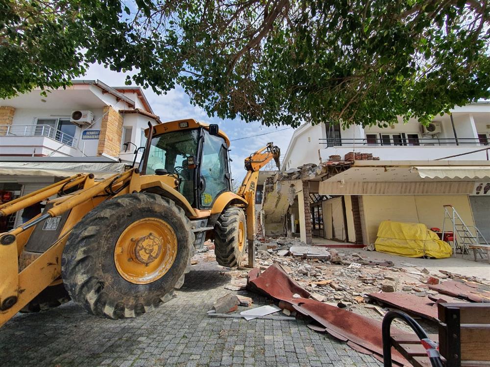 KAÇAK YAPI 2 510625184905834432 eaf32