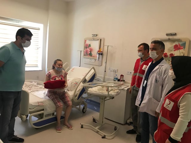 KIZILAYDAN SEVGİ BOHÇASI 3 100473435 274305163614954 3618181287392575488 n 02746