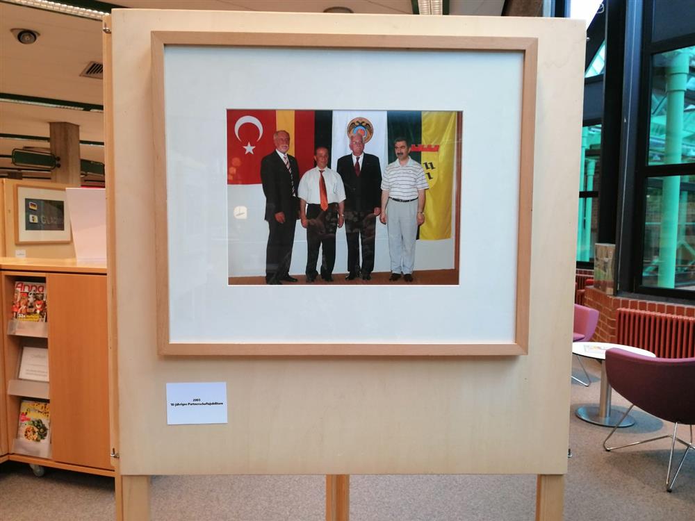 KONUK OLDULAR 5 d32ec