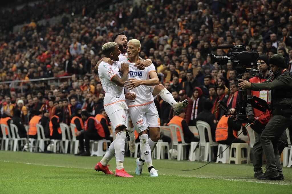KUPADA YARI FİNALDEYİZ 3 Photo 3537b1a6 65a5 4dc0 9bc9 e1621db3e6523f10 b3bca