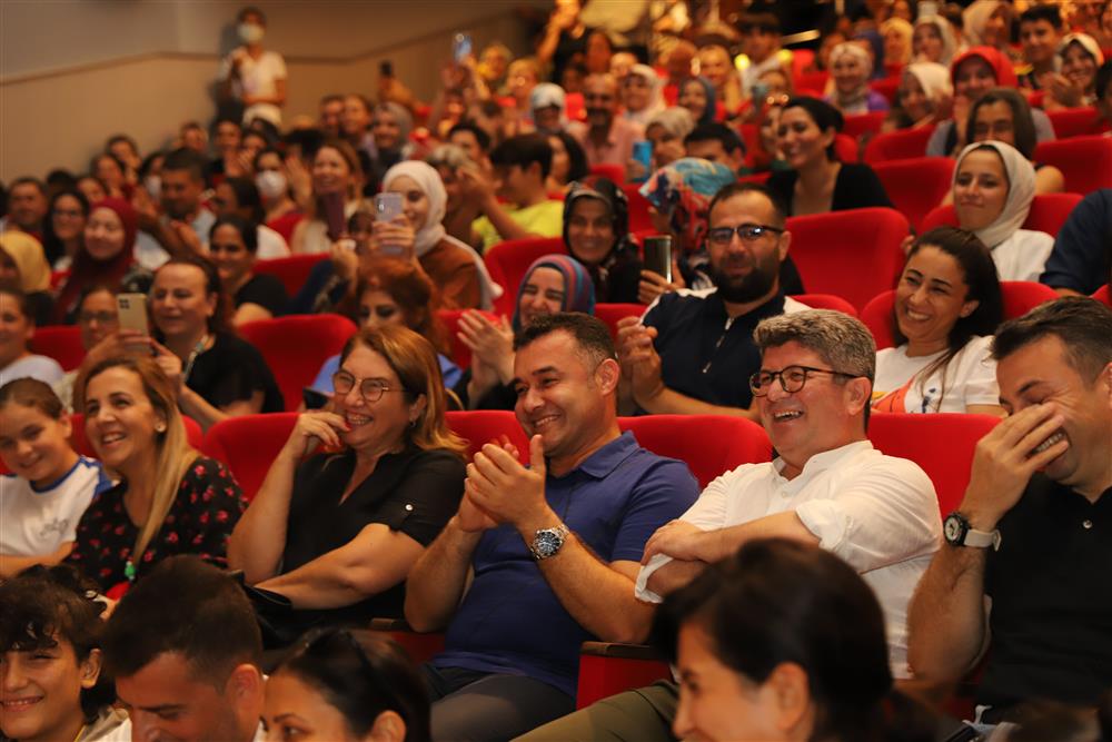 KİTAP FURARI 2 a4a95