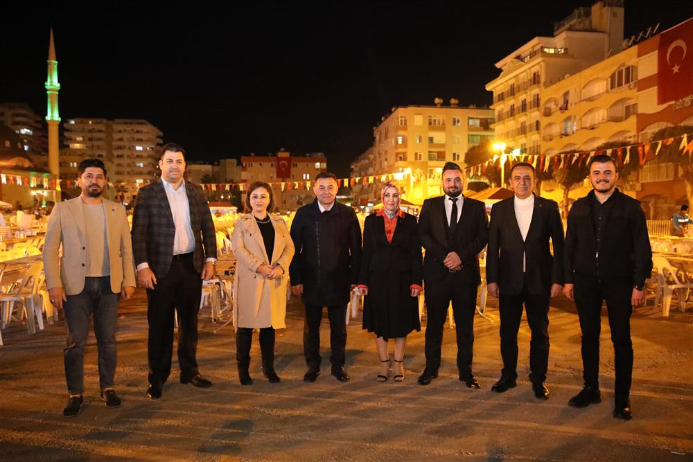 MAHMUTLARDA İFTAR 6 cb74e