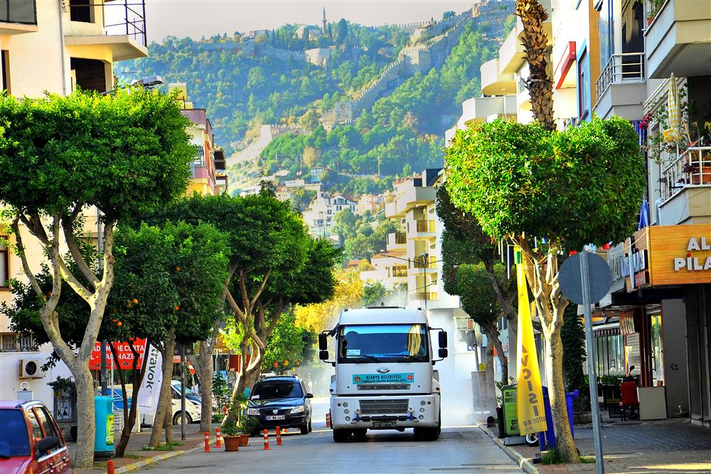 MK 2 199098880277913344 f9571