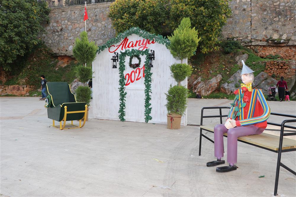 NOEL AĞACI 2 6078694403078699 25b14