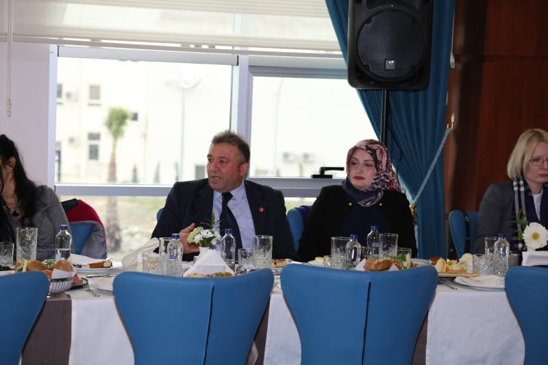 REKTÖR KAHVALTISI BEN 1 82261688 924990647960645 577754705690624000 n 211d8