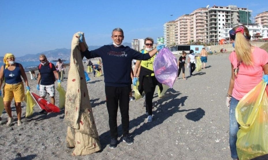 SAHİL TEMİZLİĞİ 3 128277749 377709426642182 7941752382791612689 n 17392