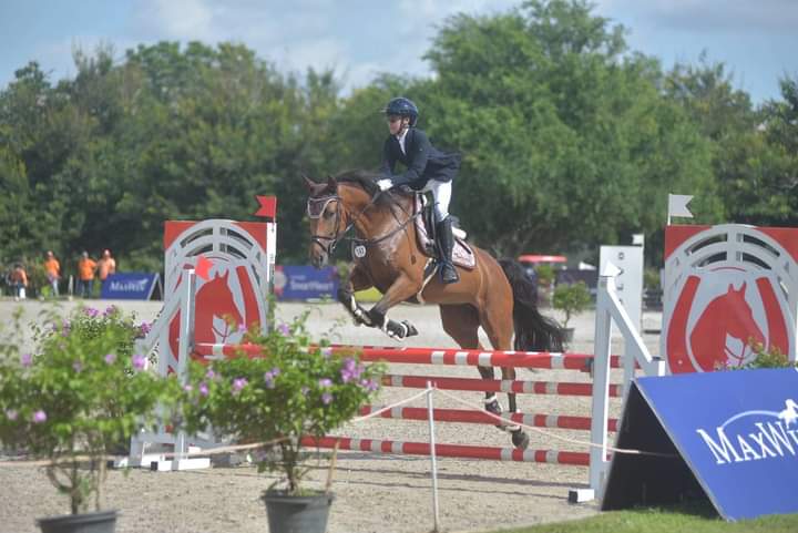 Tayland da gazetemiz 8 07346