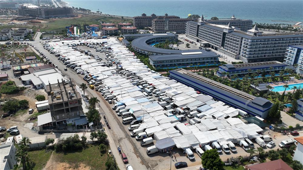 TÜRKLER PAZARI AÇILDI4 57861