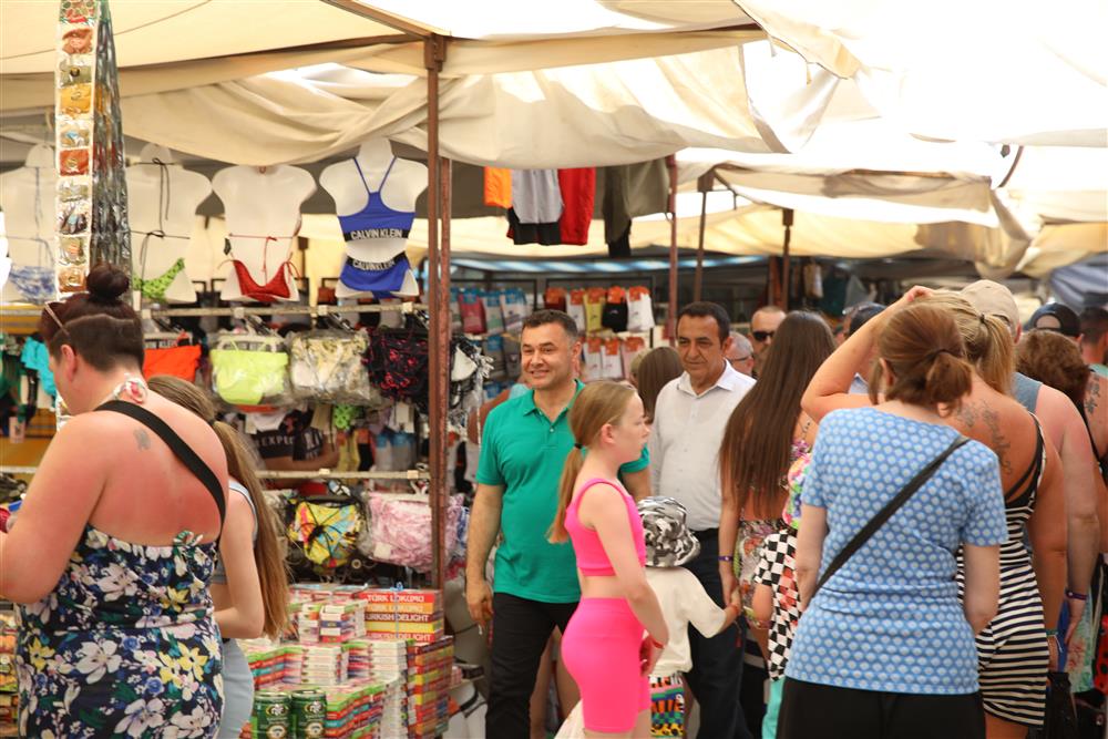 TÜRKLER PAZARI AÇILDI6 0a171