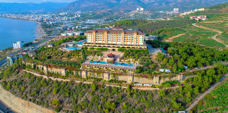 UT 2 utopia world hotel 272430 4cb31