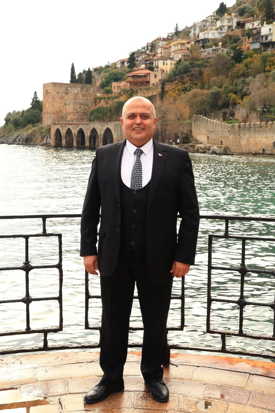 VELİTTİN YENİ ALP VE YÖNETİMİ 2 BAŞKAN d1589