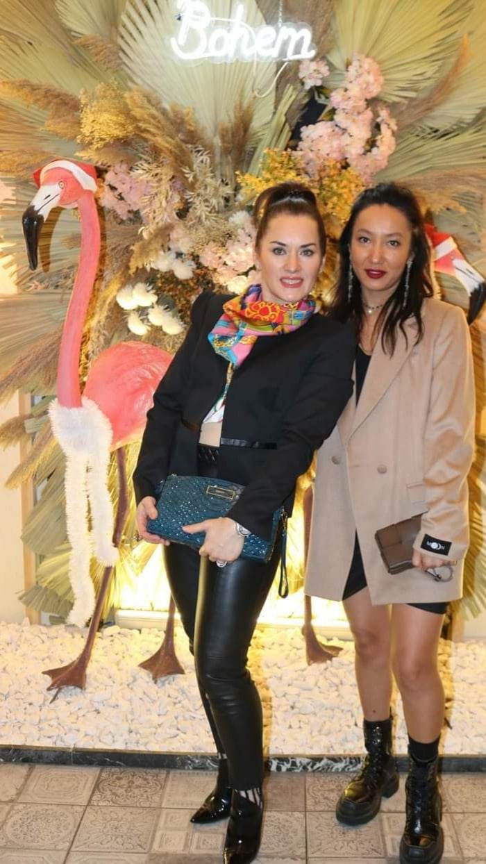 WOMAN PARTY 10 8a2f7