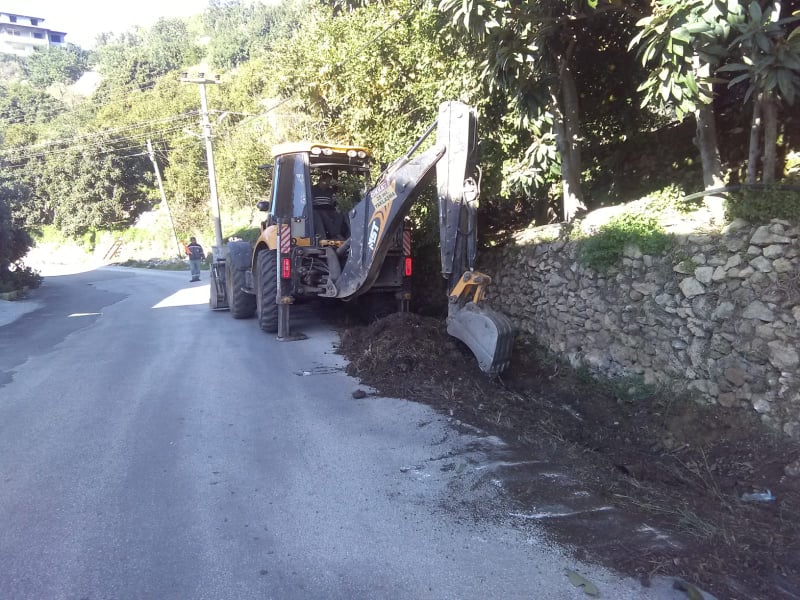 Y.B 2 83593133 179882506551411 2611110992347660288 n 6053f