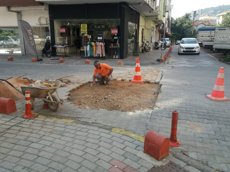 YOLLAR 3 78722758 2567958839955705 2966709017163857920 n 7e148