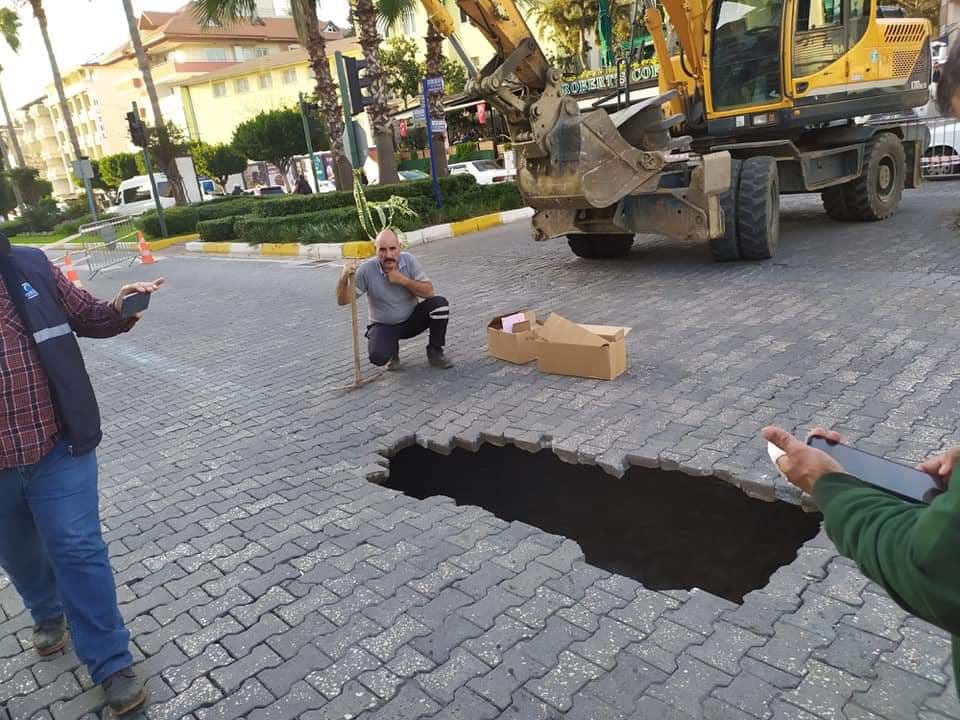 YOL ÇÖKTÜ 2 a1aff