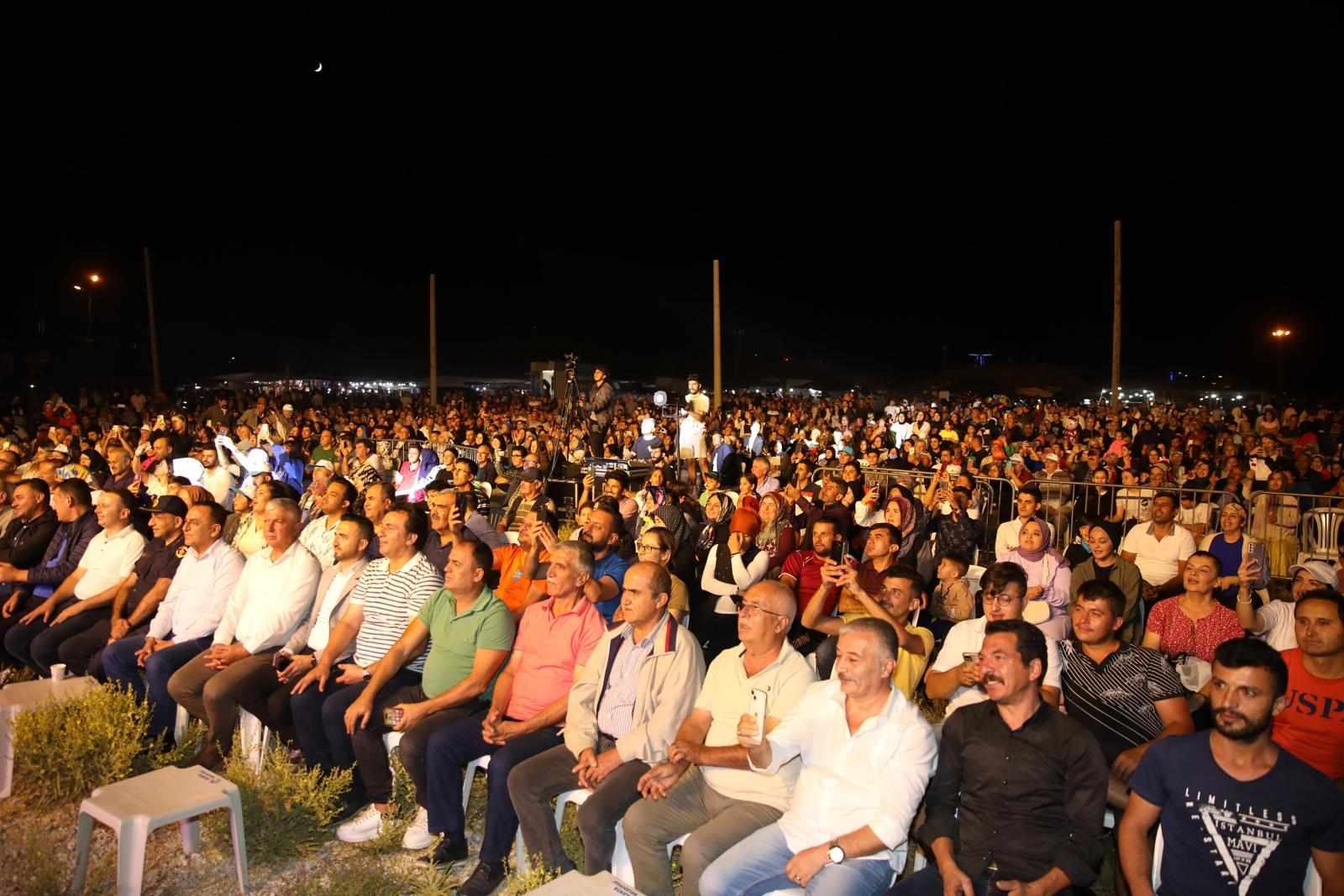 YÜCELE SEVGİ SELİ 3 4e0de