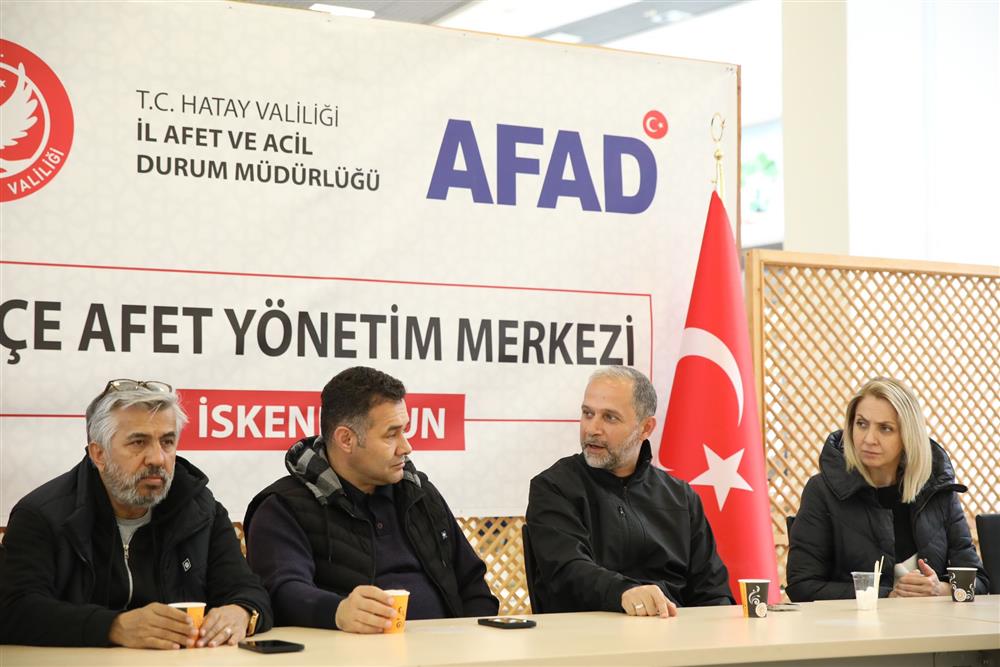 YÜCEL DEPREM BÖLGESİNDE 2 8da04