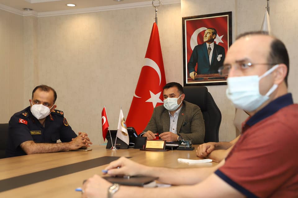 YÜCEL VE VALİ ONLINE 3 3c854