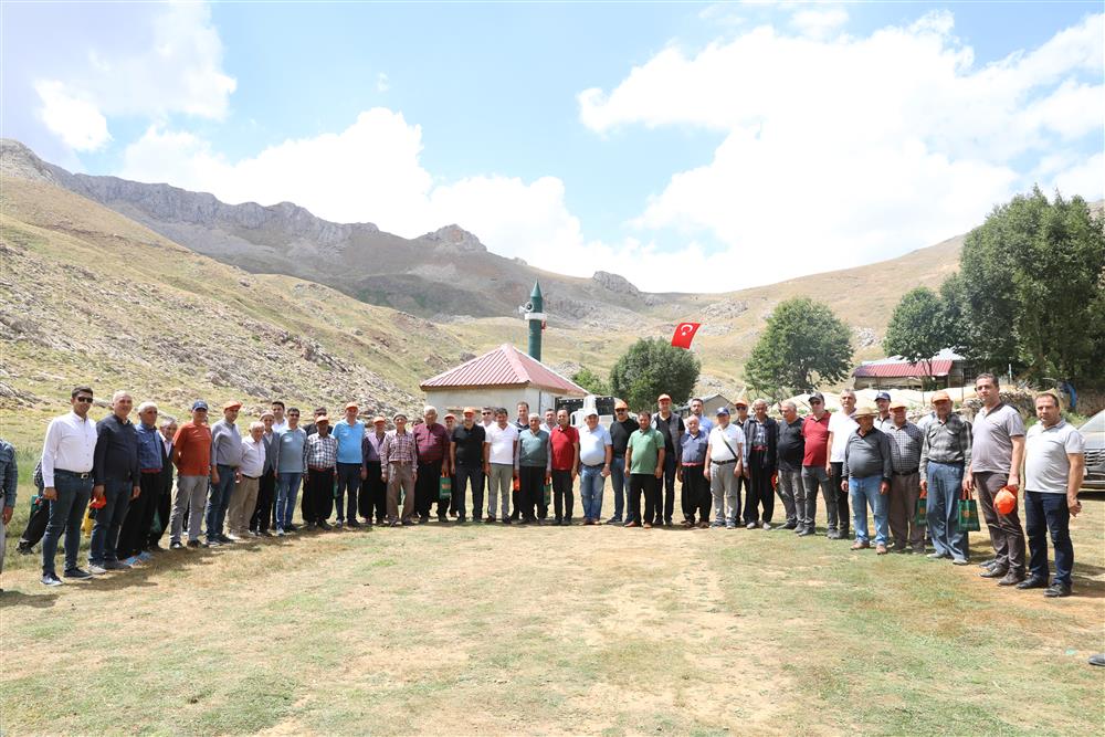 YÜCEL YAYALALARDA 8 3896e