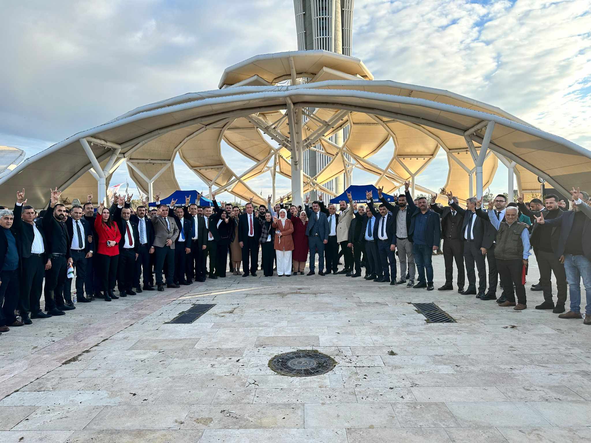 YÜCELİ ERDOĞAN TAKDIM ETTİ 9 7f592